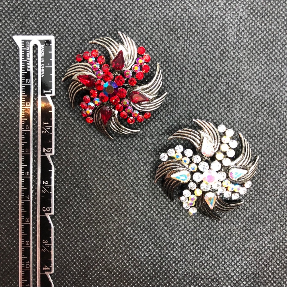 2 rhinestone pins